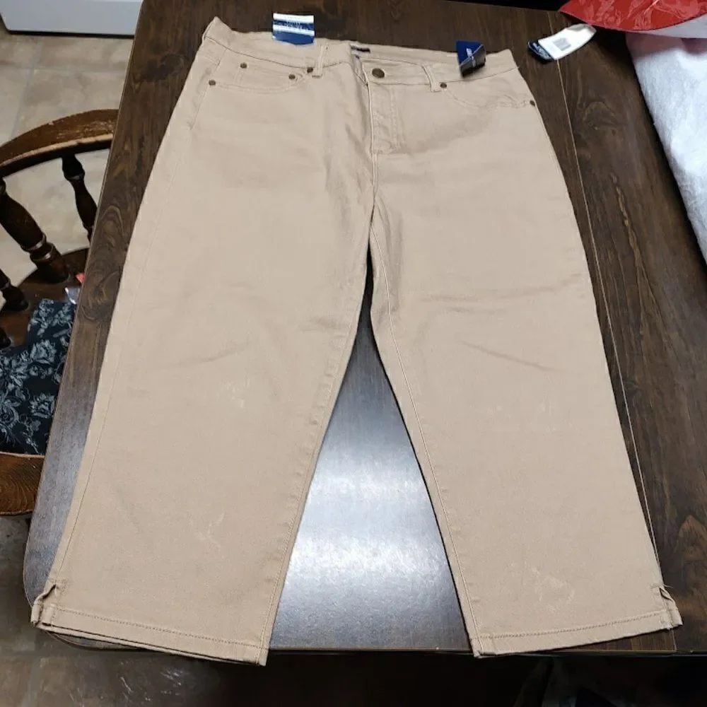 New Chaps Slimming Fit Khaki Cropped Jeans Size Women's 14 Petite